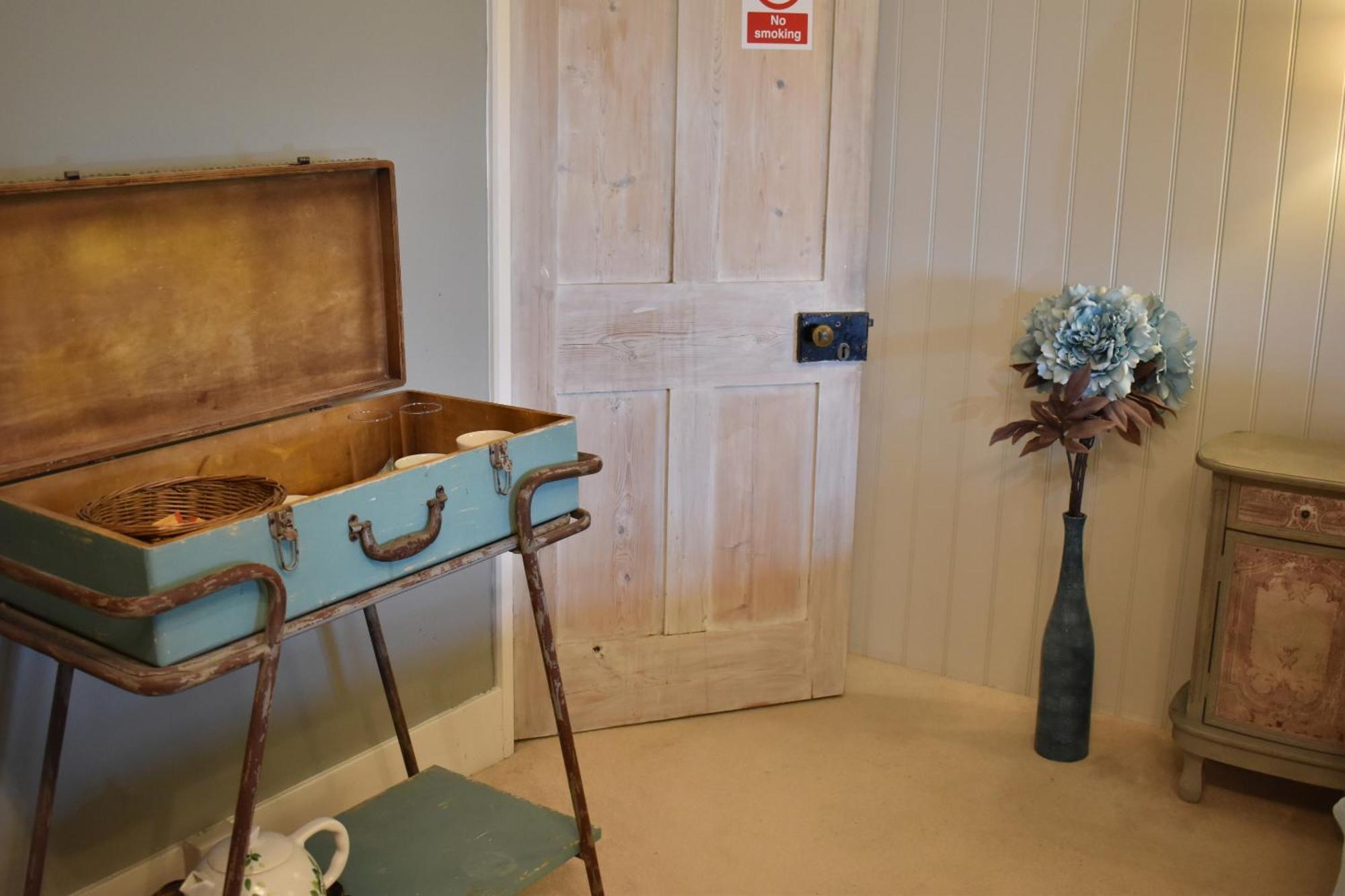 Davenford Cotswold Gardens Bed & Breakfast Stow-on-the-Wold Bagian luar foto