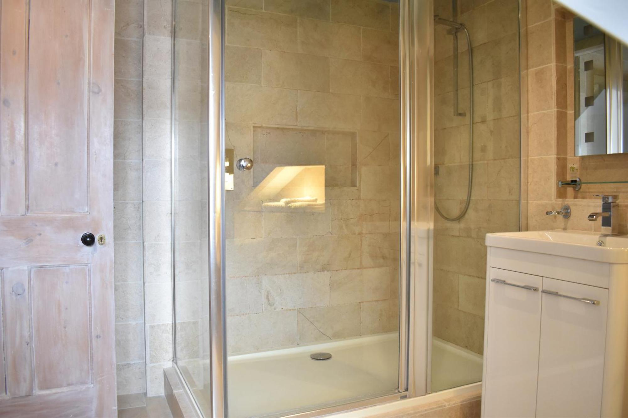 Davenford Cotswold Gardens Bed & Breakfast Stow-on-the-Wold Bagian luar foto